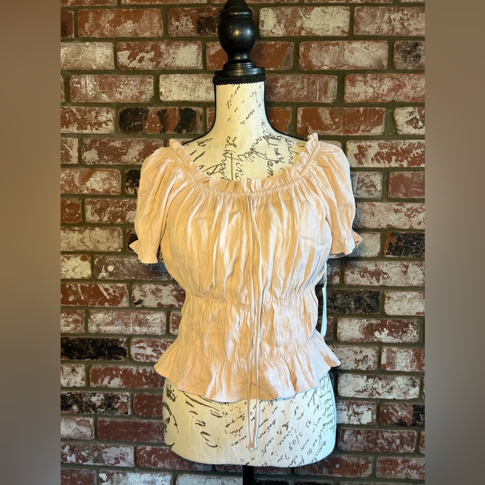Off the shoulder women’s top, spring-summer breeze cute & 
Comfortable!!